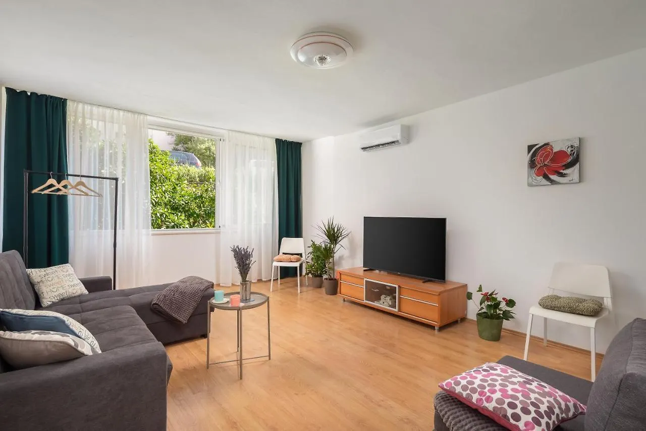 City Garden Split Apartamento